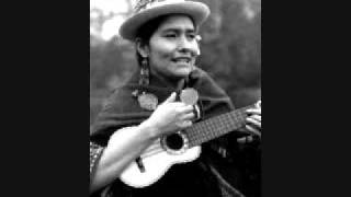 Luzmila Carpio-ch'uwa yaku kawsaypuni (el agua cristalina es vida)