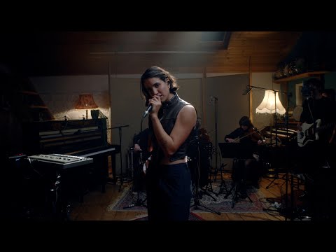 Victoria Canal - Cake (Live at Middle Farm)