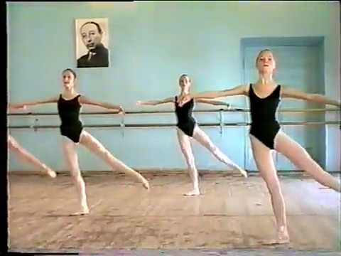 Vaganova Ballet Academy, year 1995, ballet grade 4 - centre, jumps, pointe