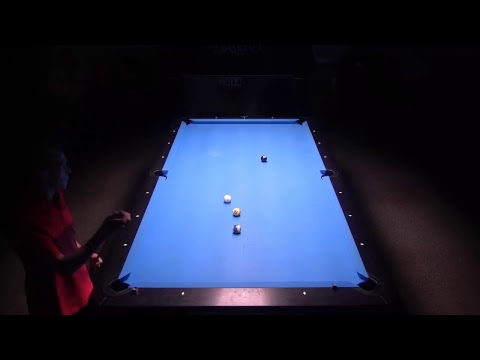 Justin Bergman playing Oscar Dominguez