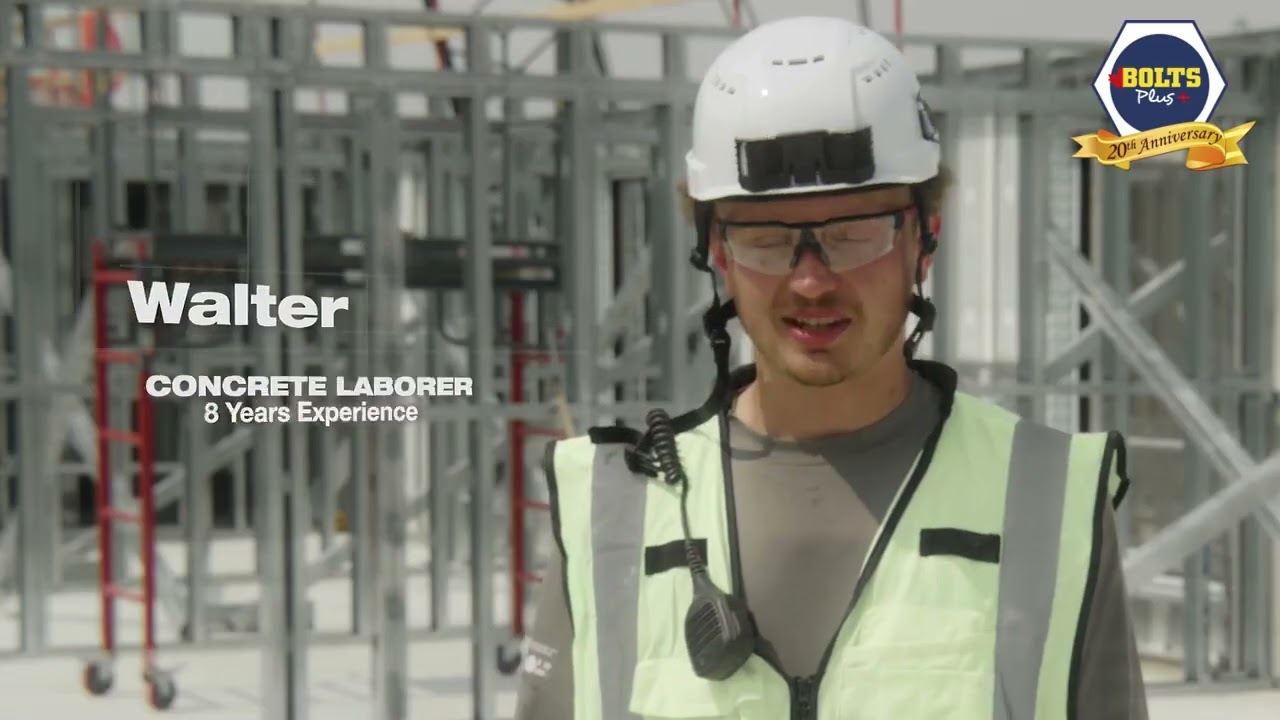 Milwaukee® MX FUEL™ 24in and 36in Trowels At Bolts Plus Inc.