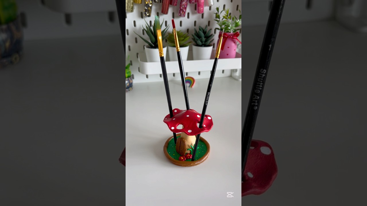 🍄Mushroom🍄 brush holder 🖌️ #brushholder #clay #shorts #diy #craft #art