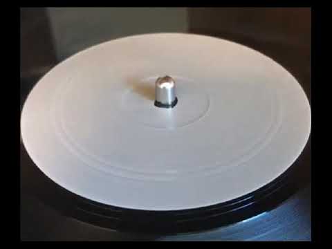 dj dd hass and extensive   white label   whos housin