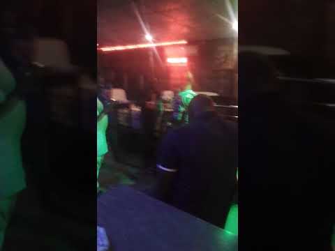 Iyanya Slim-joe and friends chilling with Don Orious  Chilling @Glimmers Club & Lounge