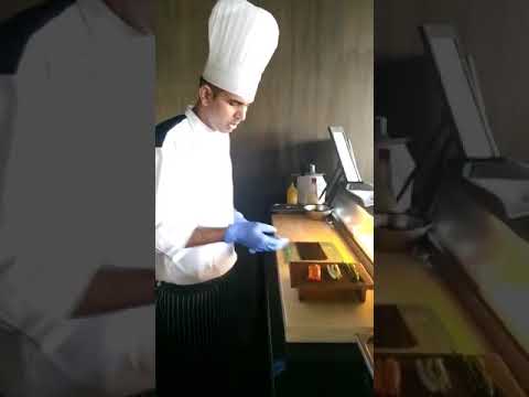yasai Uramaki  sushi training class Given by chef  kameshwar mamgain #HASHTAGS # sushi #sushibar#