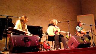 Gretchen Peters, Suzy Bogguss and Matraca Berg - Chain Lover  ( Oxford, 09/06/2011)