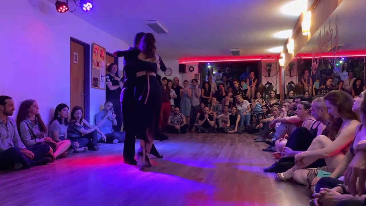 Video thumbnail for Javier Rodriguez & Moira Castellano @ La Maleva Practica 12/16/22 #1