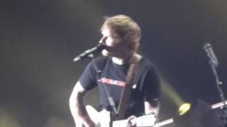 Ed Sheeran - Castle on the hill - Live in Turin (Torino) 16/03/17