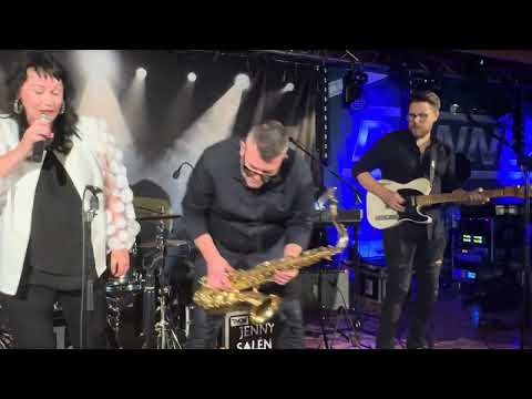 Kärleken har fått vingar med Jenny Saléns på Dansbandsveckan Orrskogen Dansnytt Egil Riiser