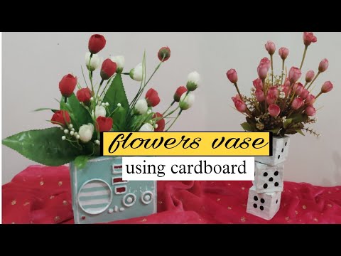 Aesthetic flowers vase using cardboard | Dice & retro redio flowers vase