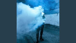 Download lagu White Flag mp3