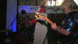 Gary Wilson and The Blind Dates "GARY SAW LINDA LAST NIGHT" Live