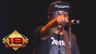 Download lagu Pas Band - Bayangan (Live Konser Bandung 9 Mei 2015) mp3 Download lagu Pas Band - Bayangan (Live Konser Bandung 9 Mei 2015) mp3