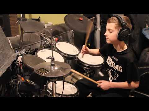 Legends Are Made: Sam Tinnesz : Cover