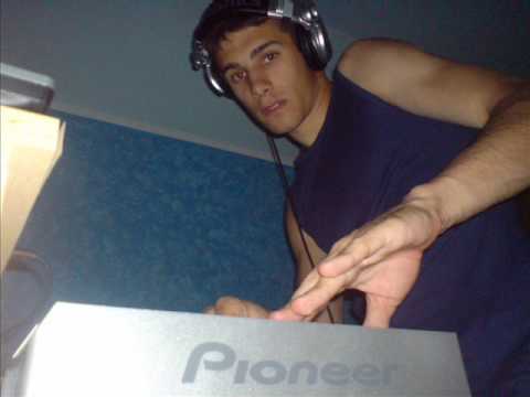 Boom Jinx & Jaytech vs. Soulsearcher - Milano Can't Get Enough (DJ Tila Mashup)