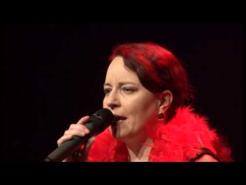 Michaela Schober - I'm an American woman