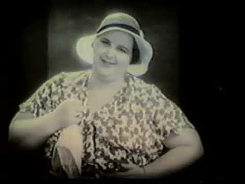 Kate Smith -  When the Moon Comes Over the Mountain  (1931)