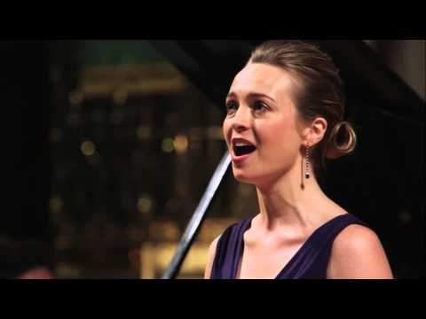 Sophie Macrae - Le Colibri (Chausson)