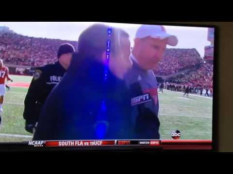 Bo Pelini address stupid question