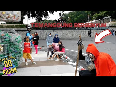 halloween-ghost-prank-alun-alun-temanggung