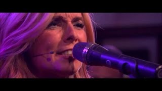 'Saxy' Candy Dulfer is terug van weggeweest! - RTL LATE NIGHT