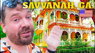 Scottish Guy Walks Savannah's Historic Squares