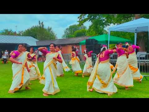 achuthan kochu mukil varnan dance.. Kerala nadan Pattu...