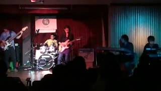 Norman Brown - Up 'N' At 'Em (Sapphire Ng lead guitar)