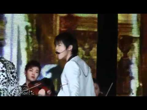 Jonghyun @ SBS Gayo Daejun 29.12.11