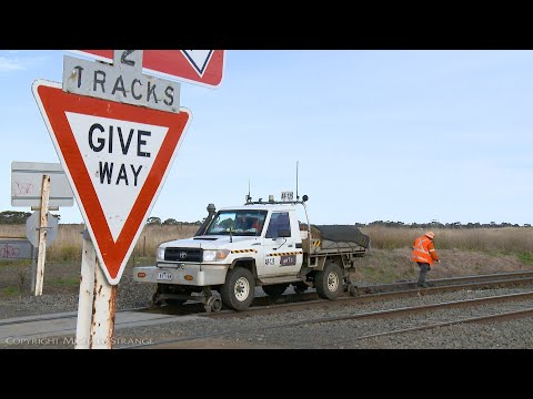 ARTC Hi-Rail Toyota Landcruiser Utility Vehicle (19/5/2021) - PoathTV Australian Trains