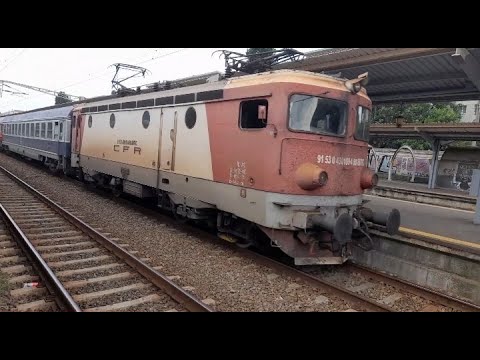 Locomotiva 040-EC 100 Dep Galați părăsește Gara București cu număr de tren 7001