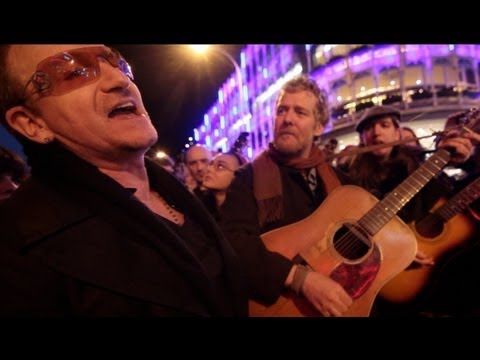 The Greatest Busk on Grafton Street :: Bono and Glen Hansard busking with friends