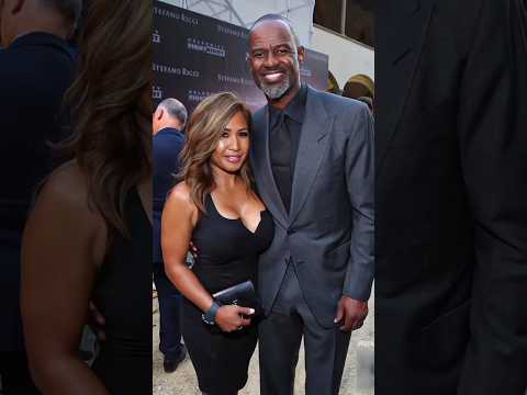 Brian McKnight has been married twice! Julie McKnight & Leilani Malia Mendoza★ #brianmcknight