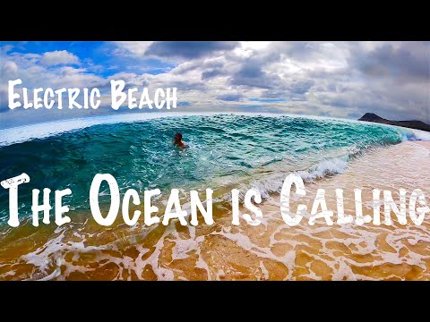 Getting Tossed in the Waves and Snorkeling Electric Beach || Living in Hawaii