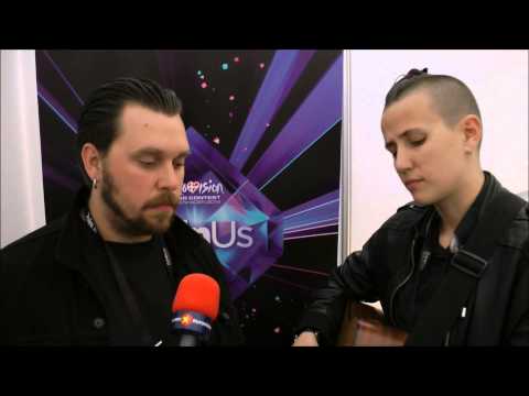 Carl Espen sings "Kan du ser mig nu"