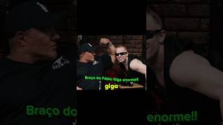 Léo Stronda se assustou com o braço do giga!!