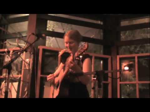 Christie Rose: The Kazoo Song at the Montmartre Sessions