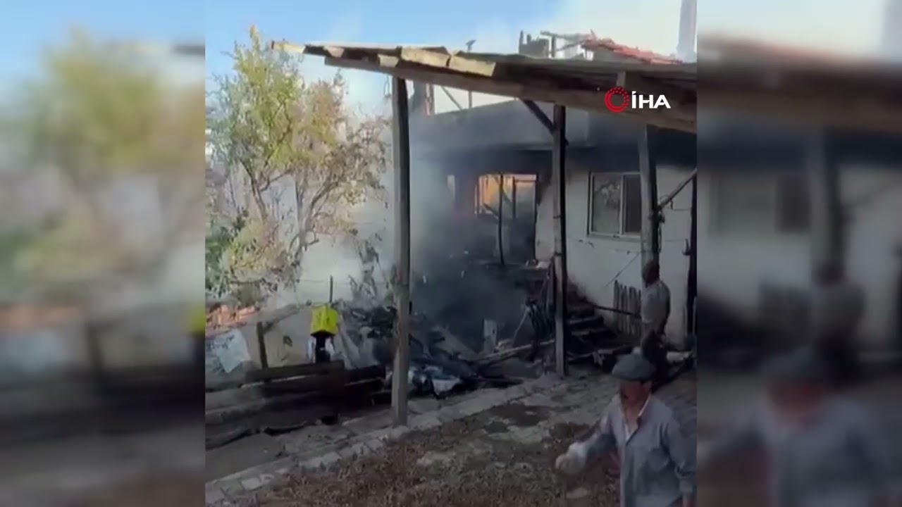 İki katlı evde çıkan yangın paniğe neden oldu