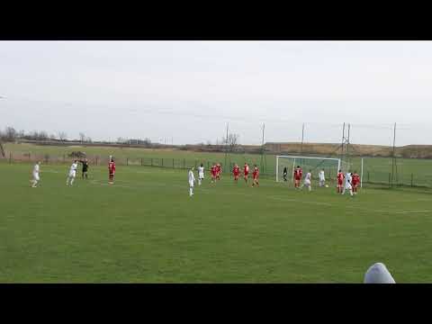Mewa Kunice - Leśnik Osiecznica 2.04.2022, gol na 2 - 0