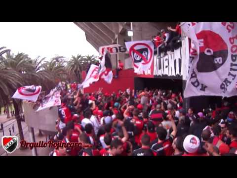 "Previa de la hinchada. Newell's 0 - 0 Sin aliento. OrgulloRojinegro.com.ar" Barra: La Hinchada Más Popular • Club: Newell's Old Boys • País: Argentina