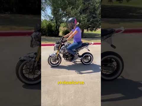 Why Everyone Loves the Honda Grom. 🤏🏻🏍️ #honda #hondagrom #grom #minibikes
