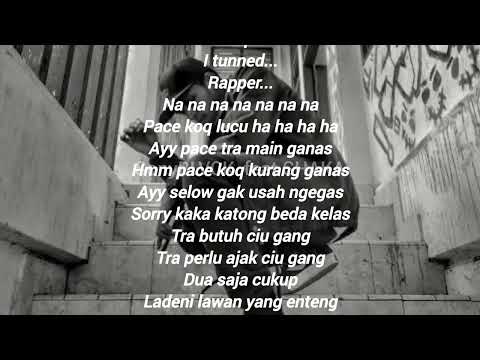 sonyBLVCK - CUKUP DUA Feat XHAKA (video lirik )