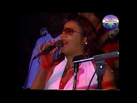 Hangout pr premyé fwa  Pipo avek Georgy Mettelus Live @ Club A, NY  Hangout te mové ui. ( Retro)