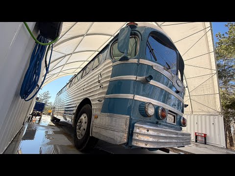 Bus Mechanic - A day in the life.  Lots of bus projects 