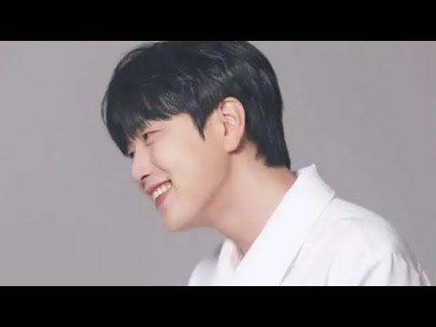 「覆面歌手」アレクサンダー・クロウズの息子が「疑った」