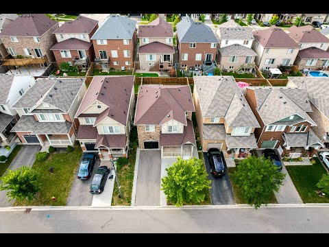485 Tyrone Crescent, Milton Home for Sale - Real Estate Properties for Sale