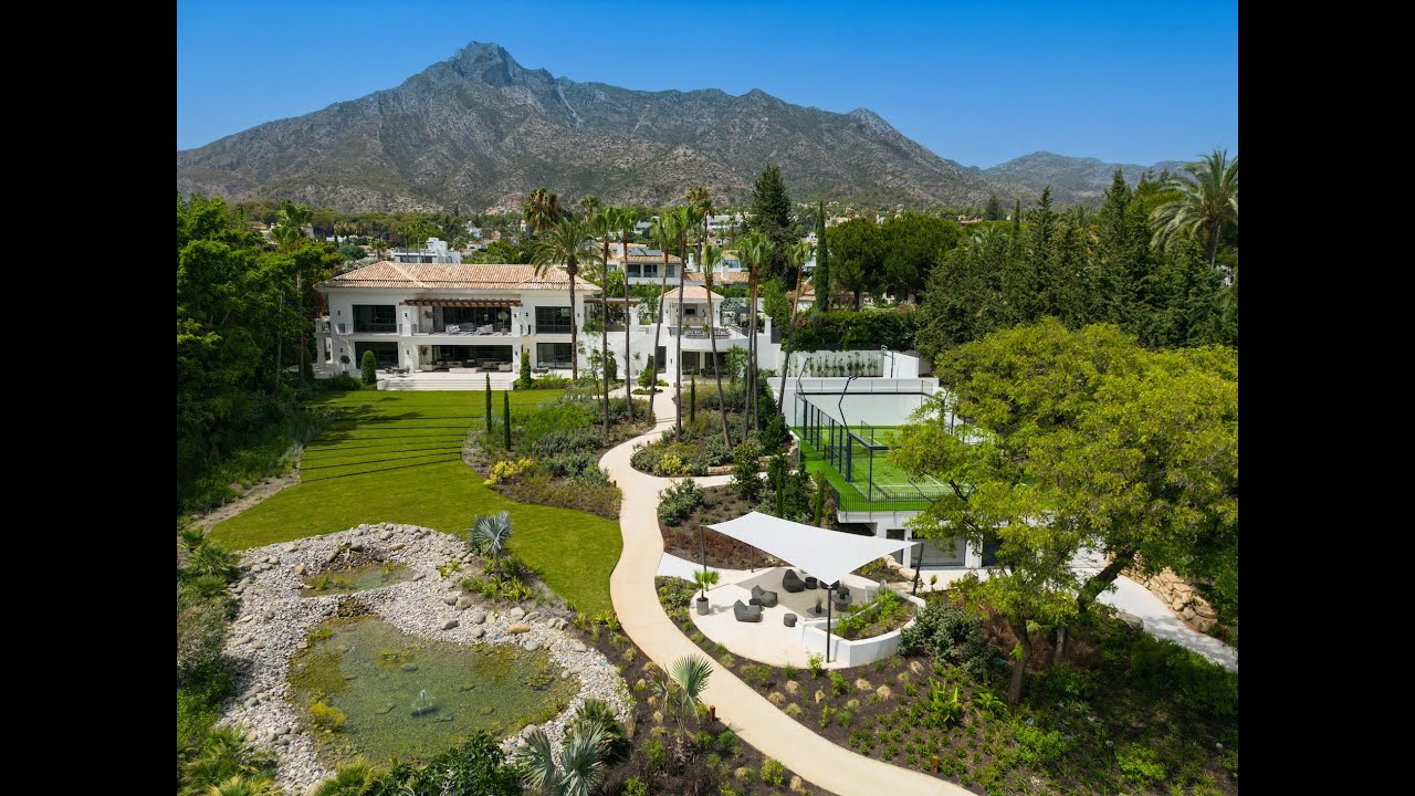 Luxe Villa contemporaine avec parc privé à vendre à Rocio de Nagüeles, Marbella Golden Mile