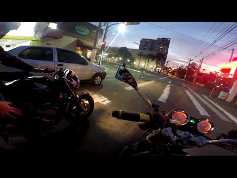 Passeio de Hornet carburada. 1.040 km em 2 dias!