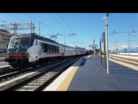 Treno Intercity+Locomotore E401 013 Intercity 1512 Reggio di Calabria Centrale-Roma Termini