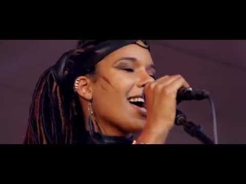 Mollono.Bass & AVA Asante / 3000 Grad Festival 2015